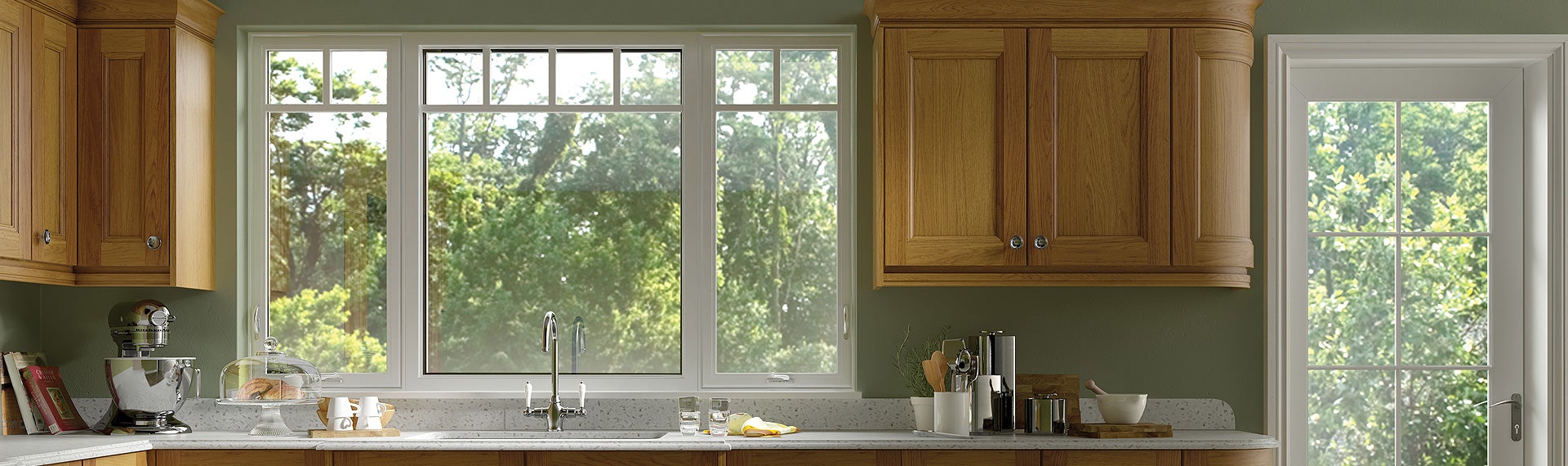 Ultra Series fiberglass casement picture window